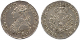 LOUIS XVI 1774-1793
Son buste en habit d'apparat. Lévrier courant, marque de Mathieu Pierre Combret. 
R/. Écu ovale couronné aux armes de France entre...