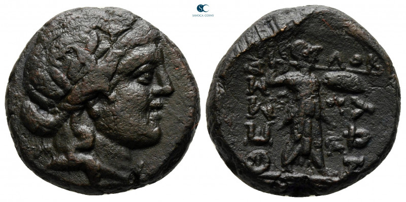 Thessaly. Thessalian League circa 150-50 BC. 
Bronze Æ

18 mm, 7,06 g



...