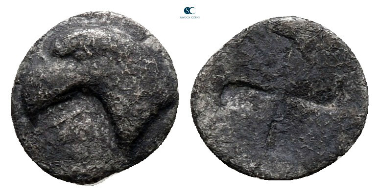 Aiolis. Kyme circa 450-400 BC. 
Hemiobol AR

8 mm, 0,20 g



very fine