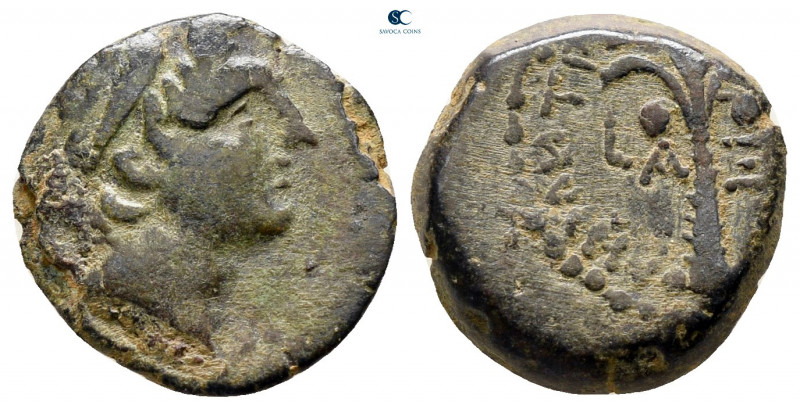 Seleukid Kingdom. Tyre. Antiochos IV Epiphanes 175-164 BC. 
Bronze Æ

13 mm, ...