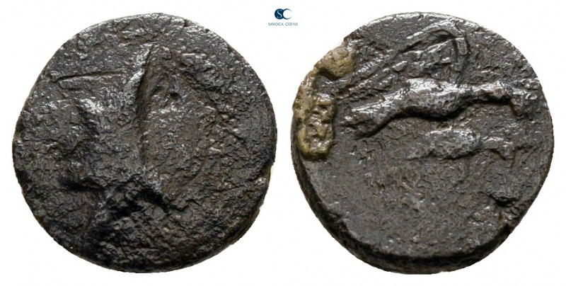 Kings of Sophene. Mithradates I 150-100 BC. 
Chalkous Æ

10 mm, 0,82 g


...