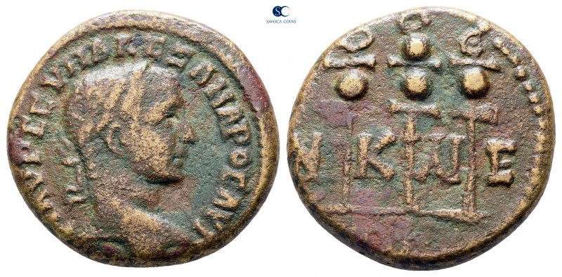 Bithynia. Nikaia. Severus Alexander AD 222-235. 
Bronze Æ

20 mm, 5,71 g

...