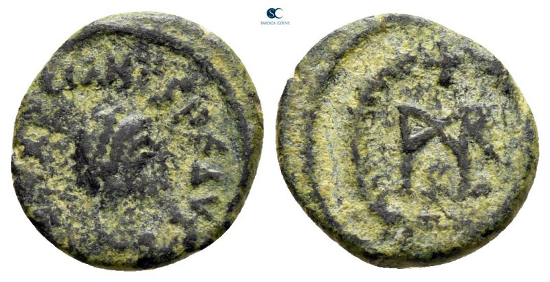 Marcian AD 450-457. Constantinople
Nummus Æ

10 mm, 0,88 g



nearly very...