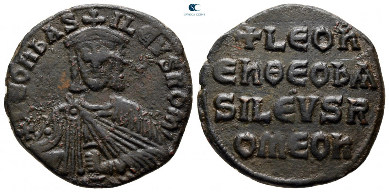 Leo VI the Wise AD 886-912. Constantinople
Follis Æ

24 mm, 6,36 g



ver...