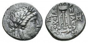 SELEUKID KINGDOM. Antiochos VIII (121/0-97/6 BC). AR Drachm. 3.60 g. 16.60 mm.
