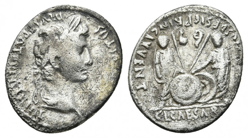 AUGUSTUS, 27 BC-AD 14. AR, Denarius. Lugdunum. 3.65 g. 17.3 mm.