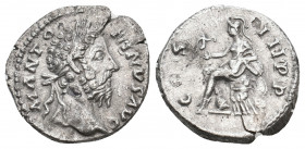 MARCUS AURELIUS, 161-180 AD. AR, Denar. 2.85 g. 19 mm.