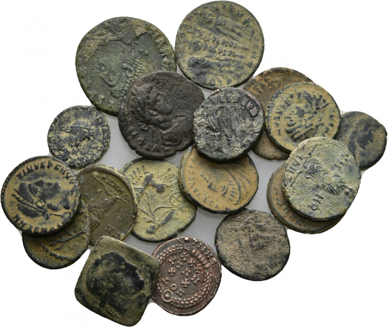 18 ROMAN BRONZE FOLLIS COIN LOT
See Picture. No return