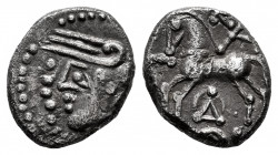 Central Gaul. Aedui. Quinarius. 80-50 BC. (DT-3195-6). (La Tour-8178). Anv.: Helmeted head of Roma to left within double border of dots. Rev.: Celtic ...