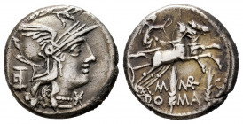 Marcius. M. Marcius Mn. f. Denarius. 134 BC. Rome. (Ffc-850). (Craw-245/1). (Cal-934). Anv.: Head of Roma right, X below chin, modius behind. Rev.: Vi...