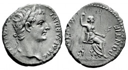 Tiberius. Denarius. 14-37 AD. Lugdunum. (Ric-30). (Bmcre-48). (Rsc-16a). Anv.: TI CAESAR DIVI AVG F AVGVSTVS, laureate head right. Rev.: PONTIF MAXIM,...