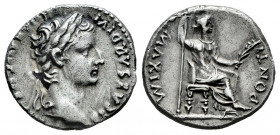 Tiberius. Denarius. 14-37 AD. Lugdunum. (Ric-30). (Bmcre-48). (Rsc-16a). Anv.: TI CAESAR DIVI AVG F AVGVSTVS, laureate head right. Rev.: PONTIF MAXIM,...