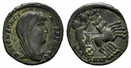 Divus Constatinus. Follis. 337-340 AD. Nicomedia. (Ric-VIII 18). Anv.: DV CONSTANTINVS P T AVGG, veiled head to right. Rev.: Veiled emperor drives gal...