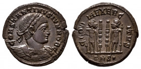 Constantinus II. Follis. 330-331 AD. Trier. (Ric-VII 520). Anv.: CONSTANTINVS IVN NOB C, laureate cuirassed bust right. Rev.: GLORIA EXERCITVS, two so...