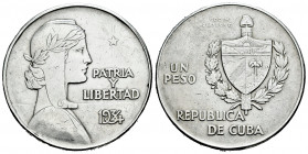 Cuba. 1 peso. 1934. (Km-22). Ag. 26,69 g. Cleaned. VF. Est...50,00. 

Spanish Description: Cuba. 1 peso. 1934. (Km-22). Ag. 26,69 g. Limpiada. MBC. ...