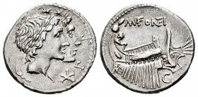 Fonteius. Mn. Fonteius. Denarius. 114-113 BC. South of Italy. (Ffc-716). (Craw-307/1a). (Cal-588). Anv.: Conjoined laureate heads of the Dioscuri righ...