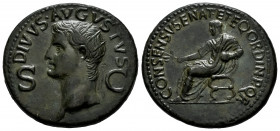 Divus Augustus. Dupondius. 37-41 AD. Rome. (Ric-I 56). (Bmcre-88). (C-87). Anv.: DIVVS•AVGVSTVS, radiate head to left; large S-C across fields. Rev.: ...