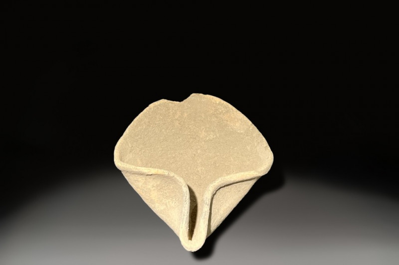 Ceramic lrge oil lamp, late bronze age, canaanite 1550 - 1200 BC, time of Moses....