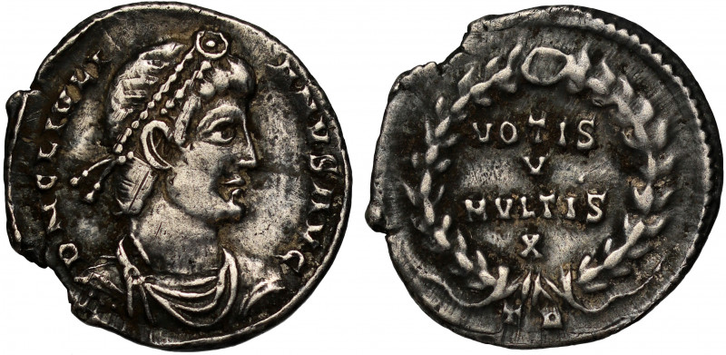 Julian II (AD 360-363), silver Reduced Siliqua, Trier, DN CL IVLI-ANVS AVG, diad...