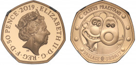 PF70 UCAM | Elizabeth II (1952-), gold proof Fifty Pence, 2019, design by Nick Park celebrating the 30th Anniversary of Wallace and Gromit, crowned bu...