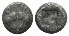 Lesbos, Unattributed early mint, c. 500-450 BC. BI 1/24 Stater (6mm, 0.50g). Confronted boars’ heads. R/ Four-part incuse square. HGC 6, 1071. Near VF...