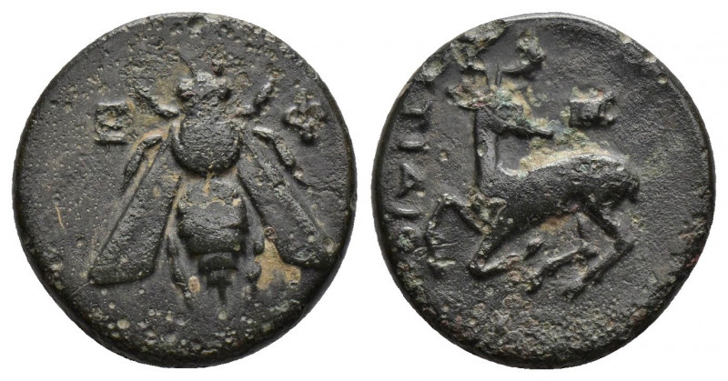 (Bronze.1.98g 14mm) IONIA. Ephesos. (Circa 390-300 BC). Ae.
Bee.
Rev: Stag pranc...