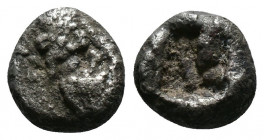 (Silver.0.90g 8mm) Kings of Lydia, Kroisos AR 1/24 Stater. Sardis, 550-546. 
Confronted foreparts of lion and bull / Incuse punch. 
ATEC 60-62; Berk 2...