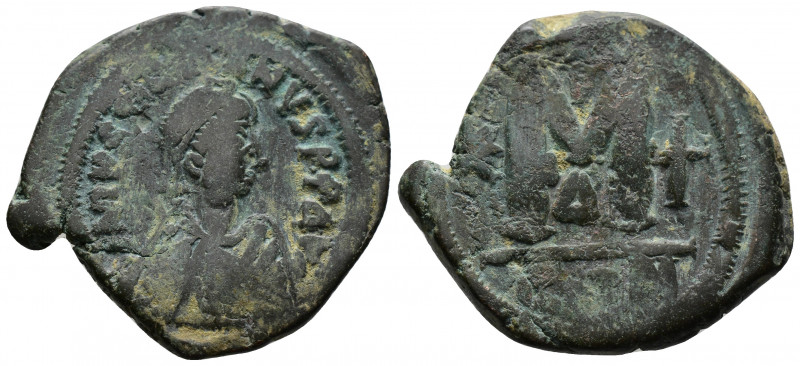 (Bronze, 17.42gr 33mm) Anastasius I, 491 - 518 AD
AE Follis, Constantinople Mint...