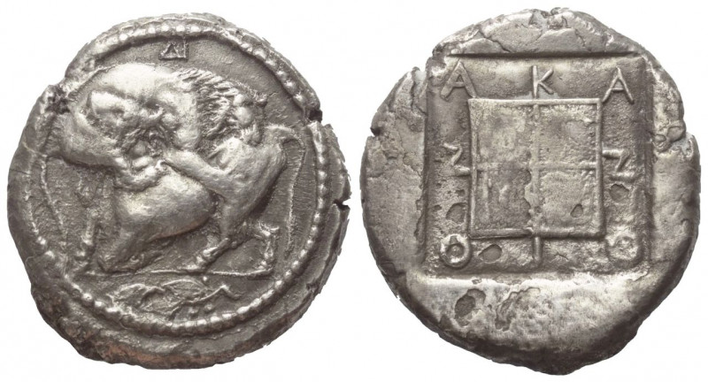 Makedonien. Akanthos.

 Tetradrachme (Silber). Ca. 470 - 430 v. Chr.
Vs: Löwe...