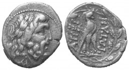 Epiros. Koinon der Epiroten.

 Drachme (Silber). Ca. 232 - 168 v. Chr.
Vs: Kopf des dodonäischen Zeus mit Eichenlaubkranz rechts; unter dem Hals Mo...