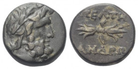 Phrygien. Peltai.

 Bronze. 2. - 1. Jhdt. v. Chr.
Vs: Kopf des Zeus mit Lorbeerkranz rechts.
Rs: Blitzbündel.

14 mm. 4,51 g. 

BMC 5.
 Selte...