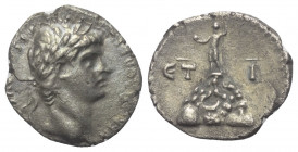 Kappadokien. Kaisareia (Caesarea). Nero (54 - 68 n. Chr.).

 Hemidrachme (Silber). 63 / 64 n. Chr. (Jahr 10).
Vs: Kopf mit Lorbeerkranz rechts.
Rs...