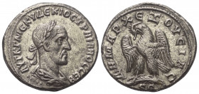 Seleukis und Pierien. Antiochia am Orontes. Traianus Decius (249 - 251 n. Chr.).

 Tetradrachme (Billon).
Vs: Büste in Rückansicht mit Lorbeerkranz...