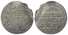 Leo V. Armenius (813 - 820 n. Chr.).

 Miliaresion (Silber). 813 - 820 n. Chr. Constantinopolis.
Vs: Kreuz auf dreistufiger Basis, darunter Globus;...