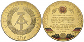 Deutschland. Deutsche Demokratische Republik.

 Medaille (Bronze).
Vergoldete Bronzemedaille mit Farbapplikation, in Kapsel (ohne Zertifikat).

6...