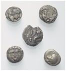 Griechische Münzen - Lots.


Milet (Ionien) / Selge (Pisidien) / Laranda (Lykaonien).

Lot (5 Stück, Silber): Obol; 4. - 1. Jhdt. v. Chr.

Sehr...