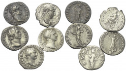 Römische Münzen - Lots. Kaiserzeit.


Lot (5 Stück, Silber): Denare.

Domitianus (2x), Traianus (2x) und Hadrianus. Sehr schön.