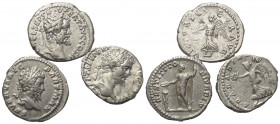 Römische Münzen - Lots. Kaiserzeit.


Lot (3 Stück, Silber): Septimius Severus Denare. Meist sehr schön, teils fast vorzüglich und vorzüglich....