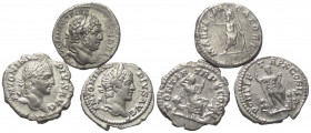 Römische Münzen - Lots. Kaiserzeit.


Lot (3 Stück, Silber): Caracalla Denare. Sehr schön.