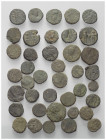 Römische Münzen - Lots. Kaiserzeit.


Lot (40 Stück): spätrömische Kleinbronzen des späten 4. und frühen 5. Jhdt.

Meist fast sehr schön und schö...