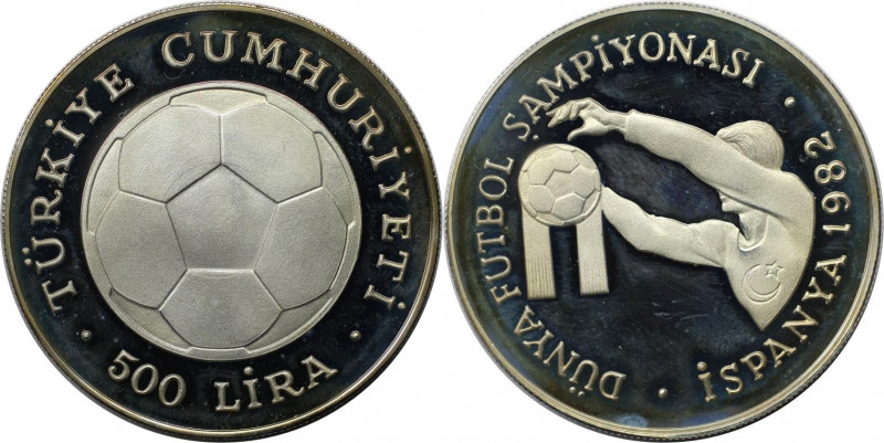 500 Lira 1982 
Weltmünzen und Medaillen, Türkei / Turkey. Fußball WM 1982 in Sp...