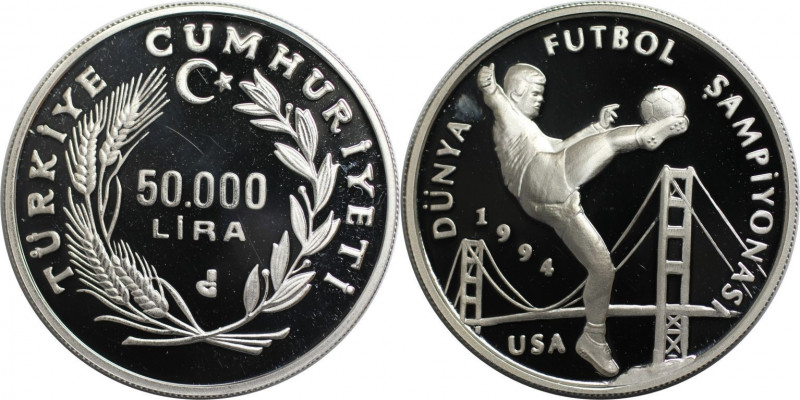 50000 Lira 1993 
Weltmünzen und Medaillen, Türkei / Turkey. "Fußball Weltmeiste...