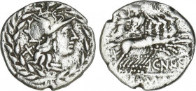 Denario. 138 a.C. GELLIA. Cnaeus Gellius. Rev.: Marte y Nerio Neriensis en cuadriga a derecha, debajo C.N. GEL. En exergo: ROMA. 3,42 grs. AR. (Limpia...