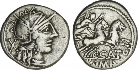 Denario. 123 a.C. PORCIA. C. Porcius Cato. Anv.: Cabeza de Roma a derecha, detrás X. Rev.: Victoria en biga a derecha, debajo C. CATO. En exergo: ROMA...
