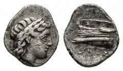 Bithynia. Kios 350-300 BC. Diobol AR (10mm., 1,00g ) Laureate head of Apollo right / Prow of galley left.