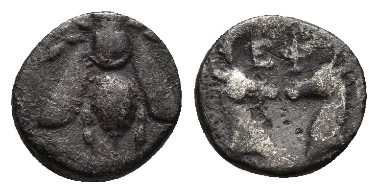 Ionia. Ephesos circa 390-325 BC. Diobol AR (9.8 mm., 0.9 g ) Bee / EΦ, confronte...