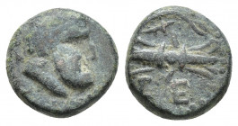 Pisidia, Selge Æ (12mm, 2,5g ) 2nd – 1st century BC. Laureate head of Herakles to right, club over shoulder, club in left field / Thunderbolt and bow;...