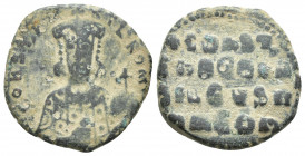 CONSTANTINE VII Porphyrogenitus (913-959) Æ Follis (24mm, 7.6 g) Constantinople, 945-950. Obv: + COҺST ЬASIL RωM - Crowned facing bust, holding akakia...