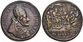 Innocenzo XI (1676-1689) Medaglia 1688 Udienza degli ambasciatori del Tonchino - AE (g 25,55 - Ø 37)