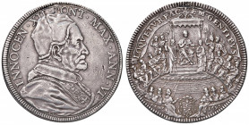 Innocenzo XII (1691-1700) Piastra 1696 A. VI - Munt. 21 AG (g 31,05) Appiccagnolo rimosso, graffietti